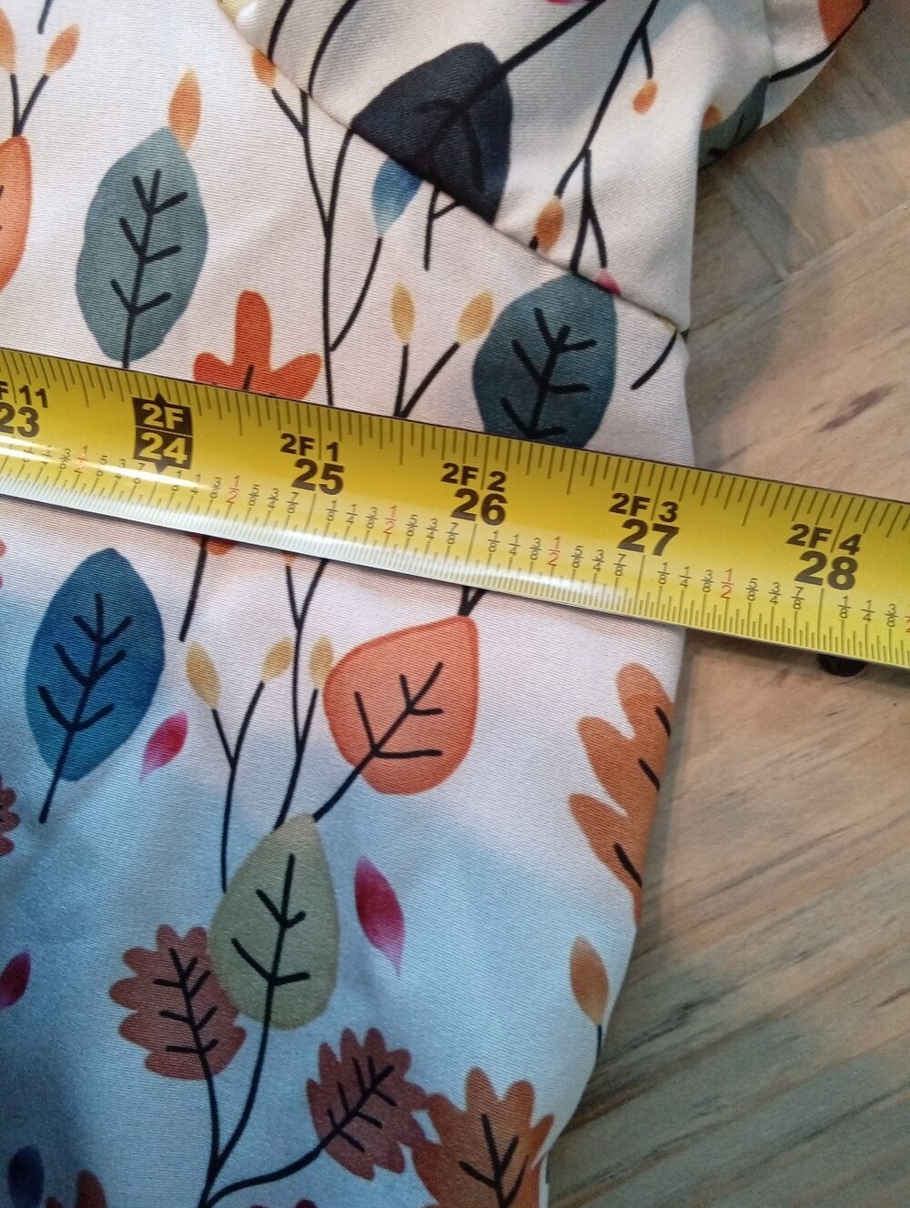Shein Plus Sz 4X P2P=27" Beautifully Colored Fall Leaves Off White Short Sleeves - Picture 7 of 11